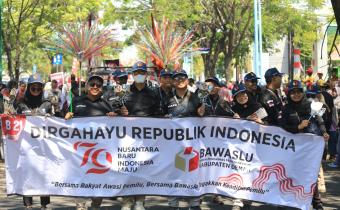 Bawaslu Demak Sosialisasi dengan Karnaval